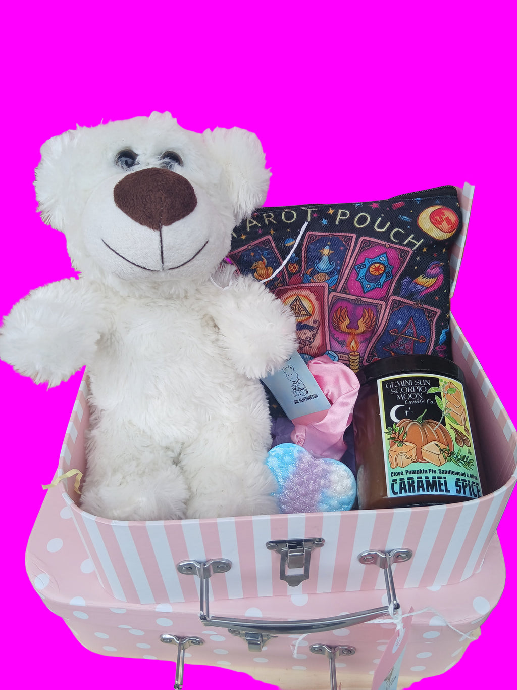 Self-care gift box: Soy candle, soap and beauty goodies