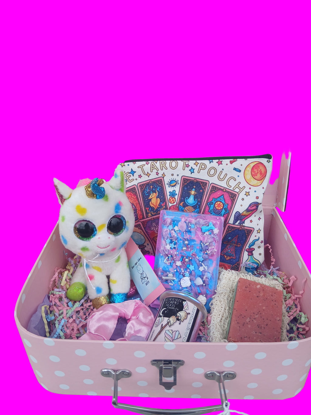 Self-care gift box: Soy candle, soap and beauty goodies