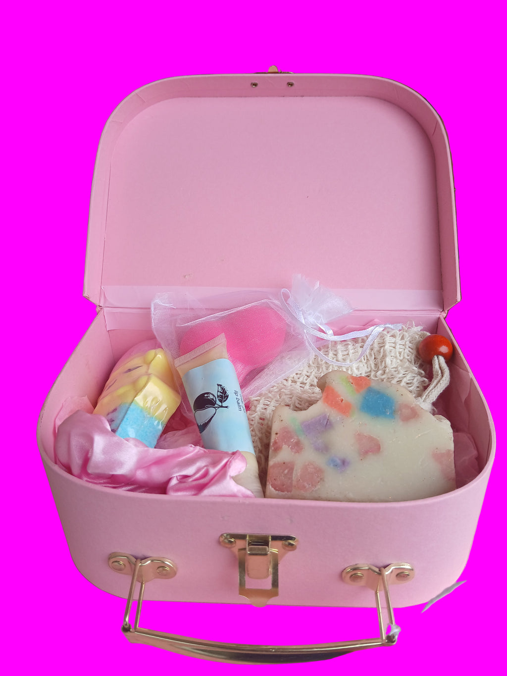 Self-care gift box: Soy candle, soap and beauty goodies