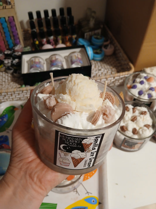 Dessert candle in extra large luxe design - vanilla icecream,  hot chocolate, sex on the beach,  love spell,  Berry queen, Chai latte aroma