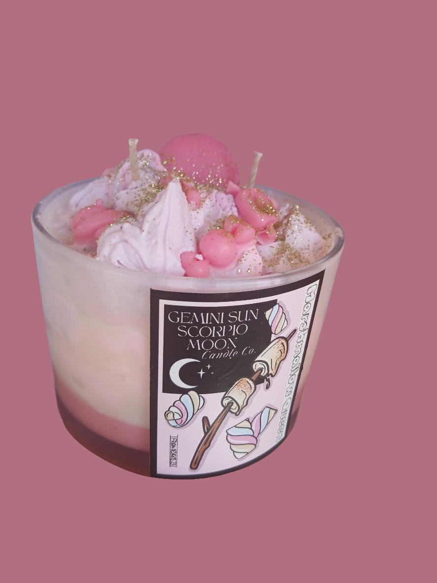 Handmade dessert candles with unique design perfect gift with large size in soy wax blend.