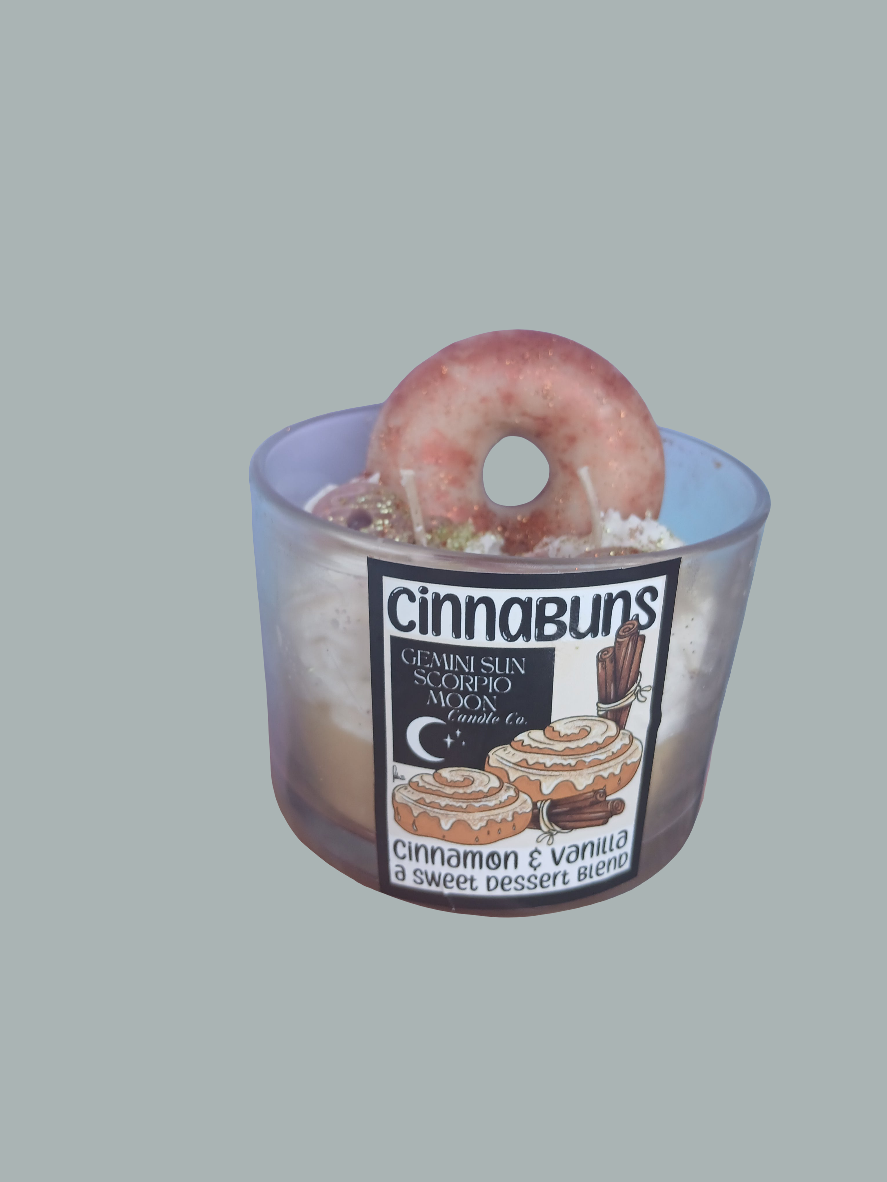 Handmade dessert candles with unique design perfect gift with large size in soy wax blend.