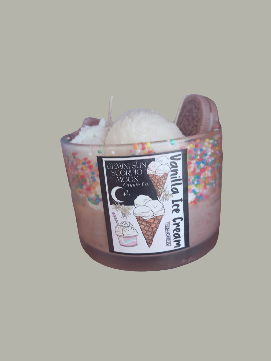 Vanilla icecream Dessert candle