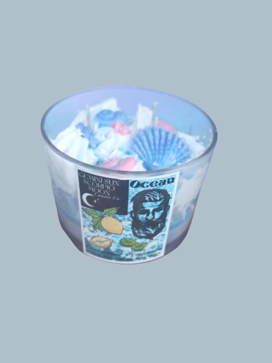 Handmade dessert candles with unique design perfect gift with large size in soy wax blend.